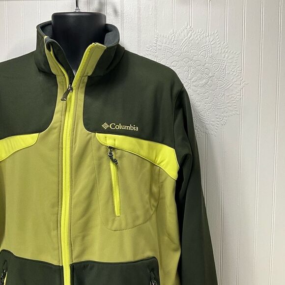 COLUMBIA Soft Shell Jacket - Picture 2 of 8